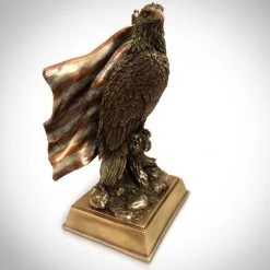 Decor L'Autre Sens American Bald Eagle And USA Flag Cast Bronze Statue