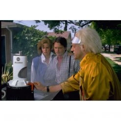 APW Back To The Future - Hand-Signed Delorean Mr. Fusion Dual Usb Car Charger By Christopher Lloyd & Michael J. Fox