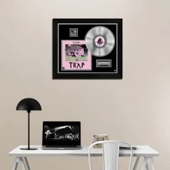 RARE-T 2 Chainz - Pretty Girls Like Trap Music Platinum LP Limited Signature Edition Studio Licensed Custom Frame