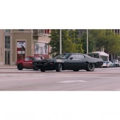 Toy Wonders Fast & Furious F8 Dom's 1972 Plymouth GTX Die Cast Car Custom Museum Display