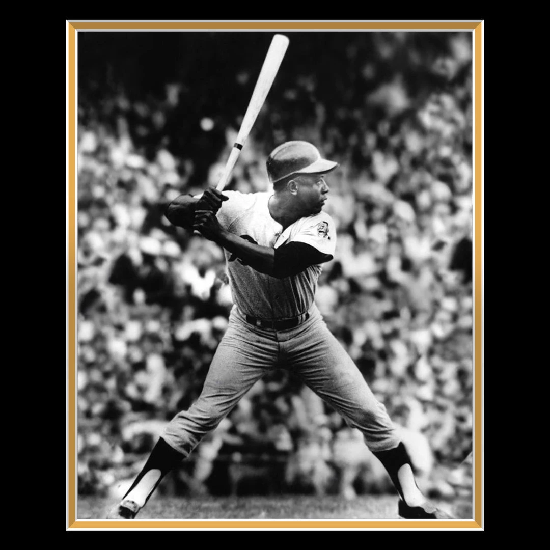 GIAN Atlanta Braves- Hand-Signed Jersey By #44 Hank Aaron Custom Frame Signed Memorabilia 7 GIAN Atlanta Braves- Hand-Signed Jersey By #44 Hank Aaron Custom Frame Signed Memorabilia