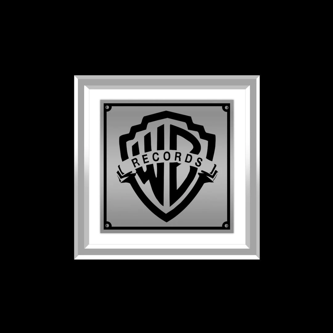 Rare-T Limited Edition Frames Alice Cooper Love It To Death Limited Signature Edition Studio Licensed Platinum LP Custom Frame 4 Rare-T Limited Edition Frames Alice Cooper Love It To Death Limited Signature Edition Studio Licensed Platinum LP Custom Frame