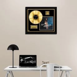 RARE-T Limited Edition Frames Amy Winehouse - Back To Black Gold LP Limited Signature Edition Studio Licensed Custom Frame
