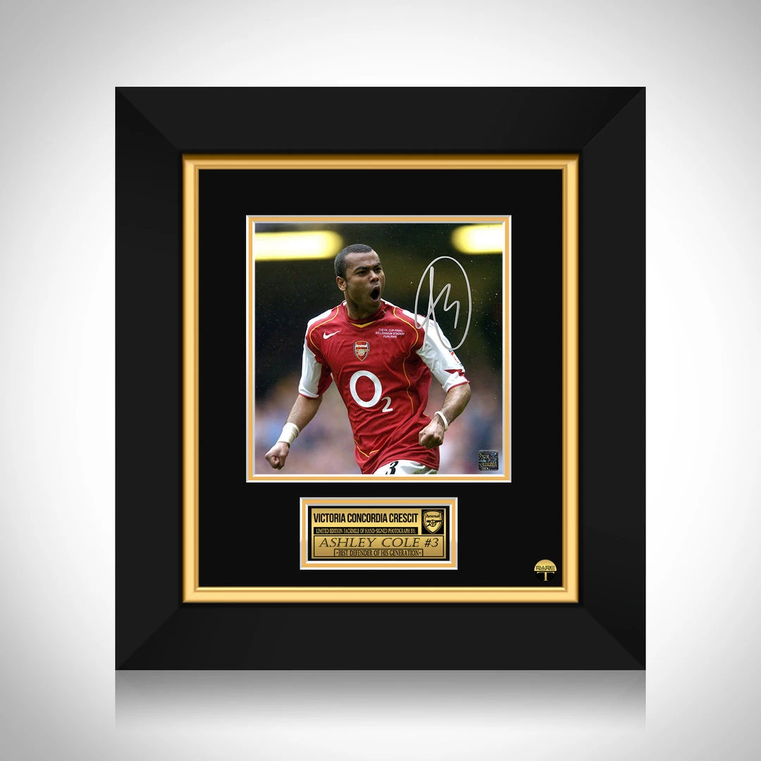 RARE-T Arsenal - Ashley Cole Photo Limited Signature Edition Studio Licensed Custom Frame 1 RARE-T Arsenal - Ashley Cole Photo Limited Signature Edition Studio Licensed Custom Frame