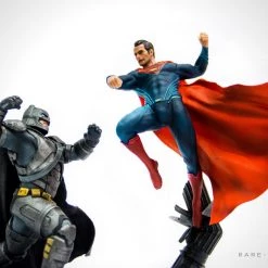 RARE-T Batman Vs Superman - Epic Battle Limited Edition Statue Collectible Statues 15 RARE-T Batman Vs Superman - Epic Battle Limited Edition Statue Collectible Statues