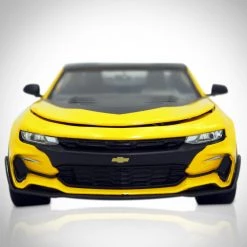 Toy Wonders Ready To Ship! 48 Hour Shipping! Transformers - Camaro Bumblebee Die Cast Car Custom Museum Display
