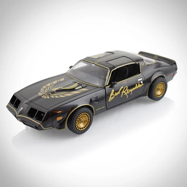 PPC Signed Memorabilia Smokey & The Bandit - Beckett Witness Certified Hand-Signed Die-Cast 1980 Trans Am By Burt Reynolds Custom Museum Display 2 PPC Signed Memorabilia Smokey & The Bandit - Beckett Witness Certified Hand-Signed Die-Cast 1980 Trans Am By Burt Reynolds Custom Museum Display