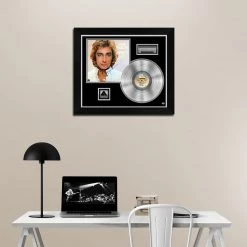 RARE-T Limited Edition Frames Barry Manilow - Greatest Hits Platinum LP Limited Signature Edition Studio Licensed Custom Frame