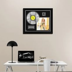 RARE-T Limited Edition Frames Carrie Underwood - Carnival Ride Limited Signature Edition Studio Licensed Platinum LP Custom Frame