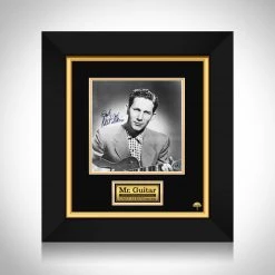 RARE-T Chet Atkins Photo Limited Signature Edition Studio Licensed Custom Frame