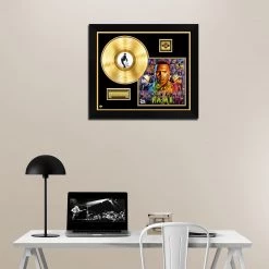 RARE-T Chris Brown - F.A.M.E. Gold LP Limited Signature Edition Studio Licensed Custom Frame