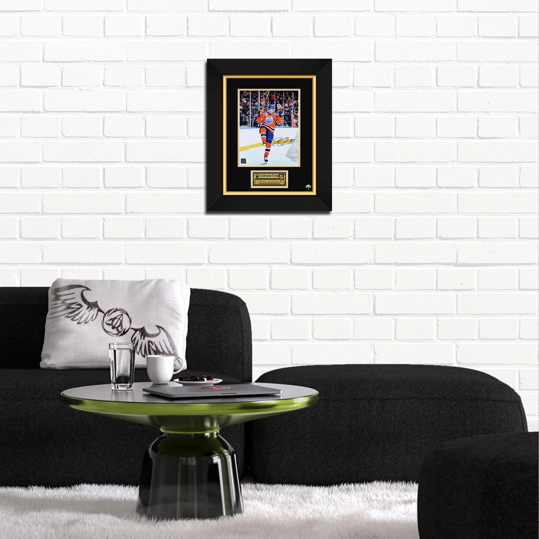 RARE-T Edmonton Oilers - Connor McDavid Photo Limited Signature Edition Studio Licensed Custom Frame Sports Memorabilia 2 RARE-T Edmonton Oilers - Connor McDavid Photo Limited Signature Edition Studio Licensed Custom Frame Sports Memorabilia