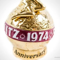 RARE-T Barware & Signs Schlitz Beer 24K Gold Globe/Goddess - 1974 Vintage Decanter 8 RARE-T Barware & Signs Schlitz Beer 24K Gold Globe/Goddess - 1974 Vintage Decanter