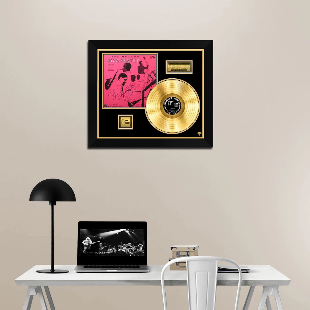 RARE-T Dizzy Gillespie - The Modern Jazz Sextet Gold LP Limited Signature Edition Studio Licensed Custom Frame 2 RARE-T Dizzy Gillespie - The Modern Jazz Sextet Gold LP Limited Signature Edition Studio Licensed Custom Frame