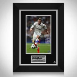 RARE-T NEW Real Madrid - Gareth Bale Photo Limited Signature Edition Studio Licensed Custom Frame