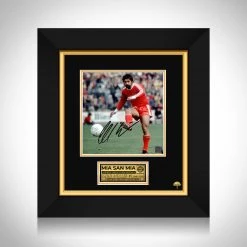 RARE-T Bayern Munich - Gerd Mller Photo Limited Signature Edition Studio Licensed Custom Frame Sports Memorabilia