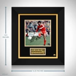 RARE-T Bayern Munich - Gerd Mller Photo Limited Signature Edition Studio Licensed Custom Frame Sports Memorabilia