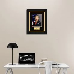 RARE-T Hillary Clinton Limited Signature Edition Studio Licensed Photo Custom Frame