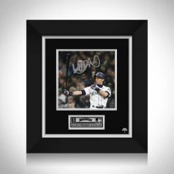 RARE-T Sports Memorabilia Seattle Mariners - Ichiro Suzuki Photo Limited Signature Edition Studio Licensed Custom Frame