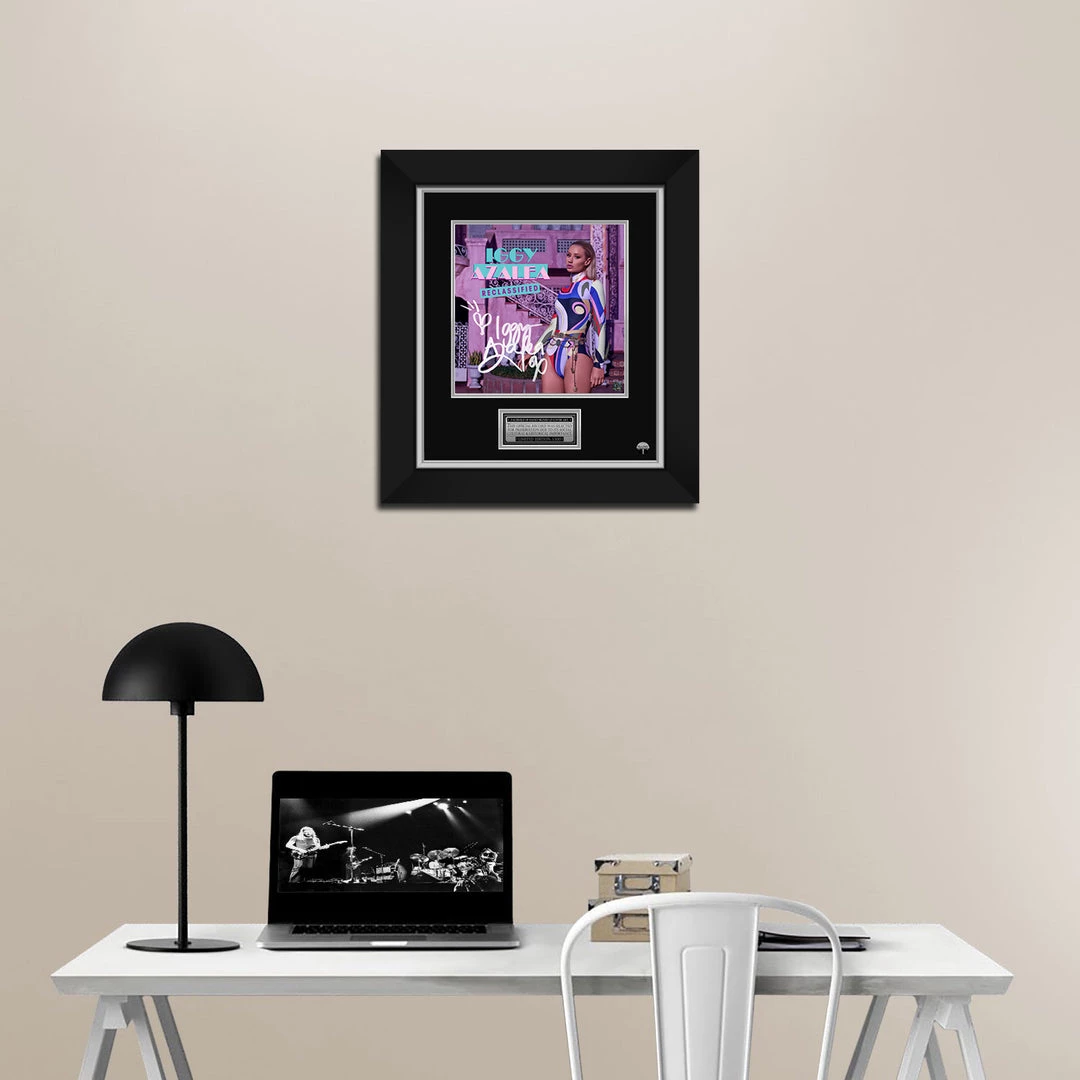 RARE-T Limited Edition Frames Iggy Azalea - Reclassified LP Cover Limited Signature Edition Studio Licensed Custom Frame 2 RARE-T Limited Edition Frames Iggy Azalea - Reclassified LP Cover Limited Signature Edition Studio Licensed Custom Frame