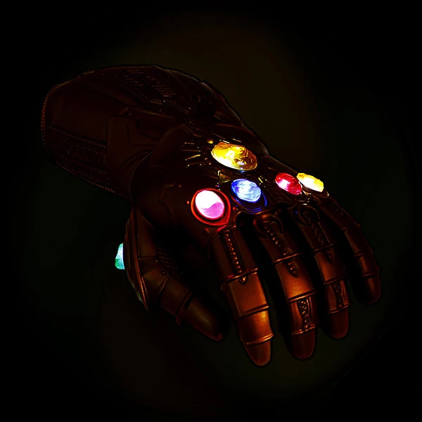 PPC Avengers Infinity Gauntlet 'Light-Up' Thanos Glove - Beckett Witnessed Hand Signed By Josh Brolin With Museum Display 8 PPC Avengers Infinity Gauntlet 'Light-Up' Thanos Glove - Beckett Witnessed Hand Signed By Josh Brolin With Museum Display