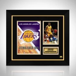 RARE-T Los Angeles Lakers- Magic Johnson Hand-Signed Photo Custom Frame Sports Memorabilia