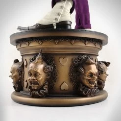 RARE-T The Joker- Holding Swords Sideshow Collectibles Limited Edition Premium Format 1/4 Scale Statue