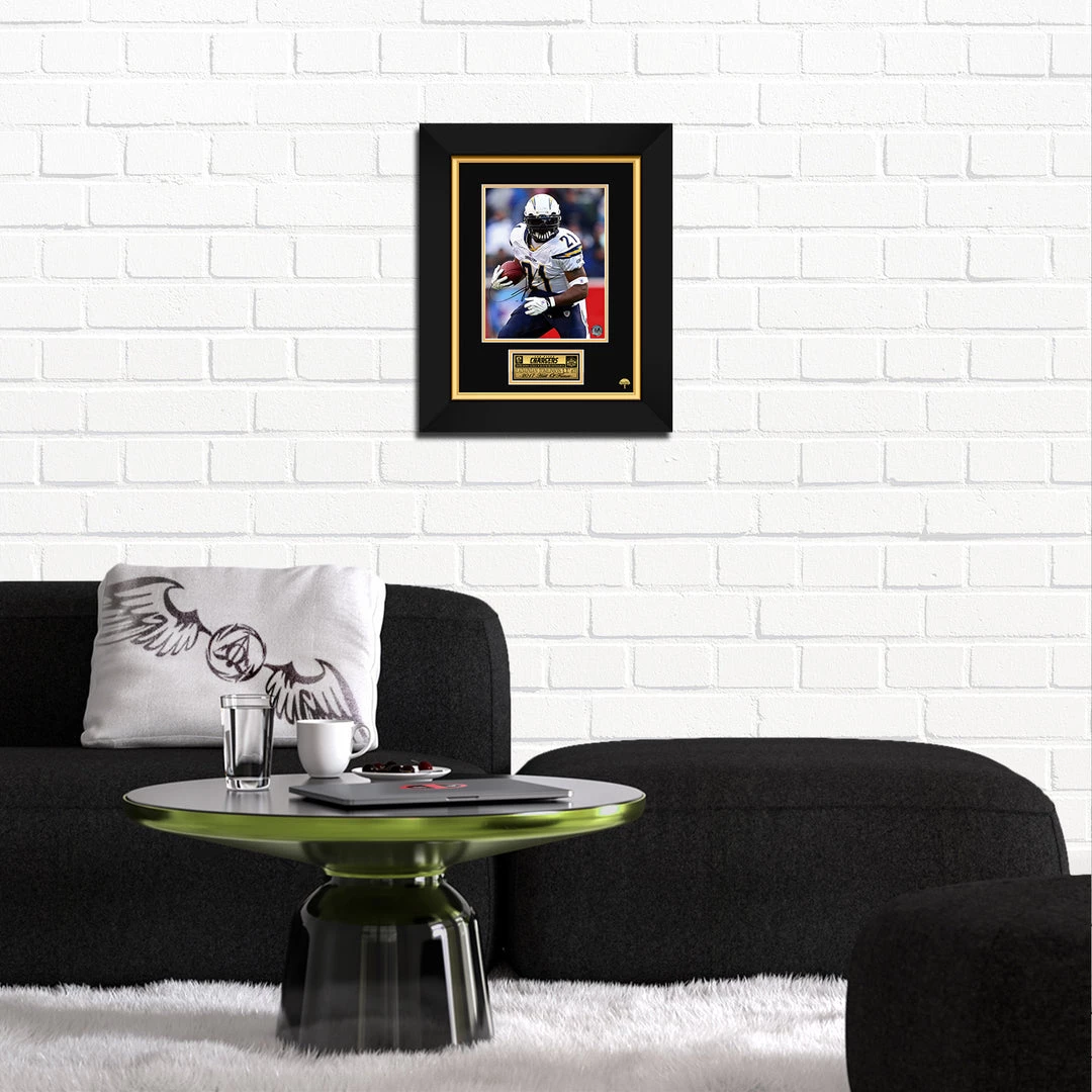 RARE-T San Diego Chargers - LaDainian Tomlinson Photo Limited Signature Edition Studio Licensed Custom Frame NEW 2 RARE-T San Diego Chargers - LaDainian Tomlinson Photo Limited Signature Edition Studio Licensed Custom Frame NEW