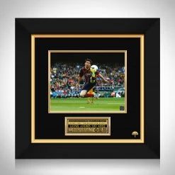RARE-T Sports Memorabilia Lionel Messi Barcelona Photo Limited Signature Edition Licensed Custom Frame