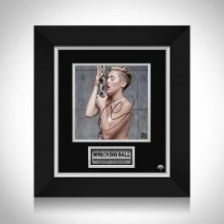 RARE-T Limited Edition Frames Miley Cyrus Photo Limited Signature Edition Licensed Custom Frame