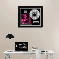 RARE-T Limited Edition Frames Miley Cyrus - Plastic Hearts Platinum LP Limited Signature Edition Studio Licensed Custom Frame