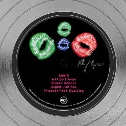 RARE-T Limited Edition Frames Miley Cyrus - Plastic Hearts Platinum LP Limited Signature Edition Studio Licensed Custom Frame