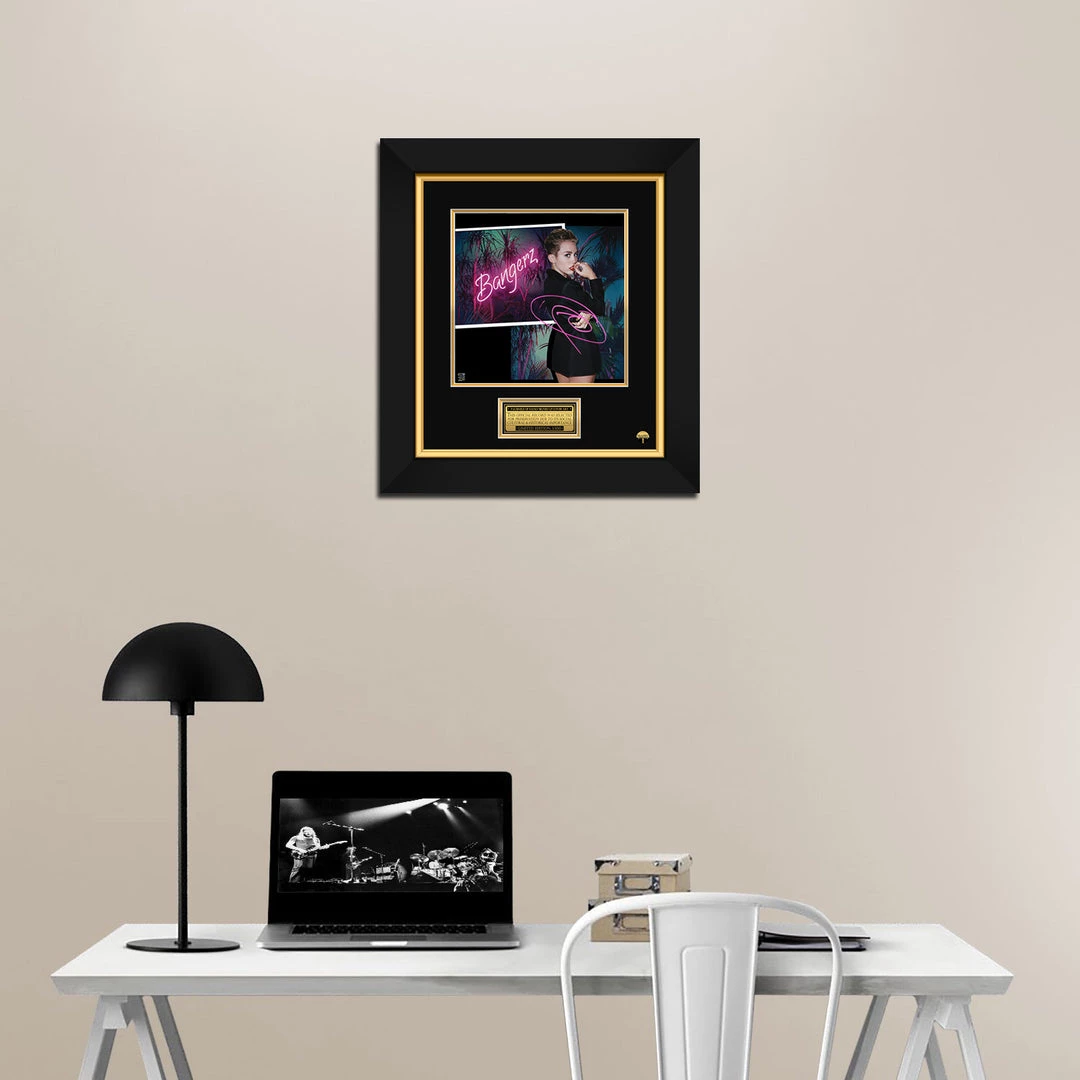 RARE-T Miley Cyrus - Bangerz LP Cover Limited Signature Edition Studio Licensed Custom Frame Limited Edition Frames 2 RARE-T Miley Cyrus - Bangerz LP Cover Limited Signature Edition Studio Licensed Custom Frame Limited Edition Frames