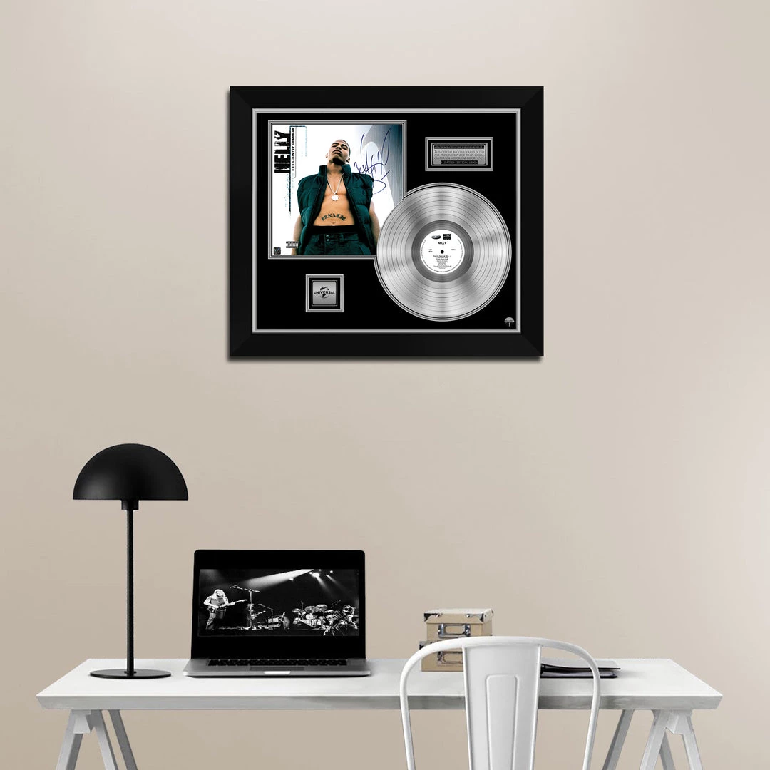 RARE-T Nelly - Country Grammar Platinum LP Limited Signature Edition Studio Licensed Custom Frame Limited Edition Frames 2 RARE-T Nelly - Country Grammar Platinum LP Limited Signature Edition Studio Licensed Custom Frame Limited Edition Frames