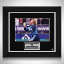 RARE-T FC Bayern Munich Oliver Kahn Limited Signature Edition Studio Licensed Photo Custom Frame Sports Memorabilia