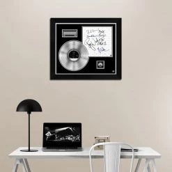 RARE-T Pink Floyd - The Wall Platinum LP Limited Signature Edition Studio Licensed Custom Frame Limited Edition Frames