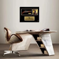 Rare-T Swords & Props Pirates Of The Caribbean - Jack Sparrow's Flintlock Prop Limited Signature Edition Custom Frame