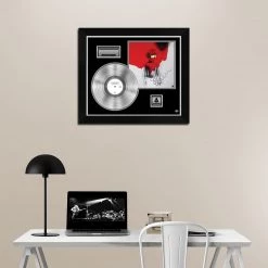 RARE-T Rihanna Anti Platinum LP Limited Signature Edition Studio Licensed Custom Frame