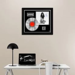 RARE-T Selena Gomez - Revival Platinum LP Limited Signature Edition Studio Licensed Custom Frame