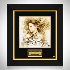 RARE-T Limited Edition Frames Taylor Swift Fearless LP Cover Limited Signature Edition Studio Licensed Custom Frame