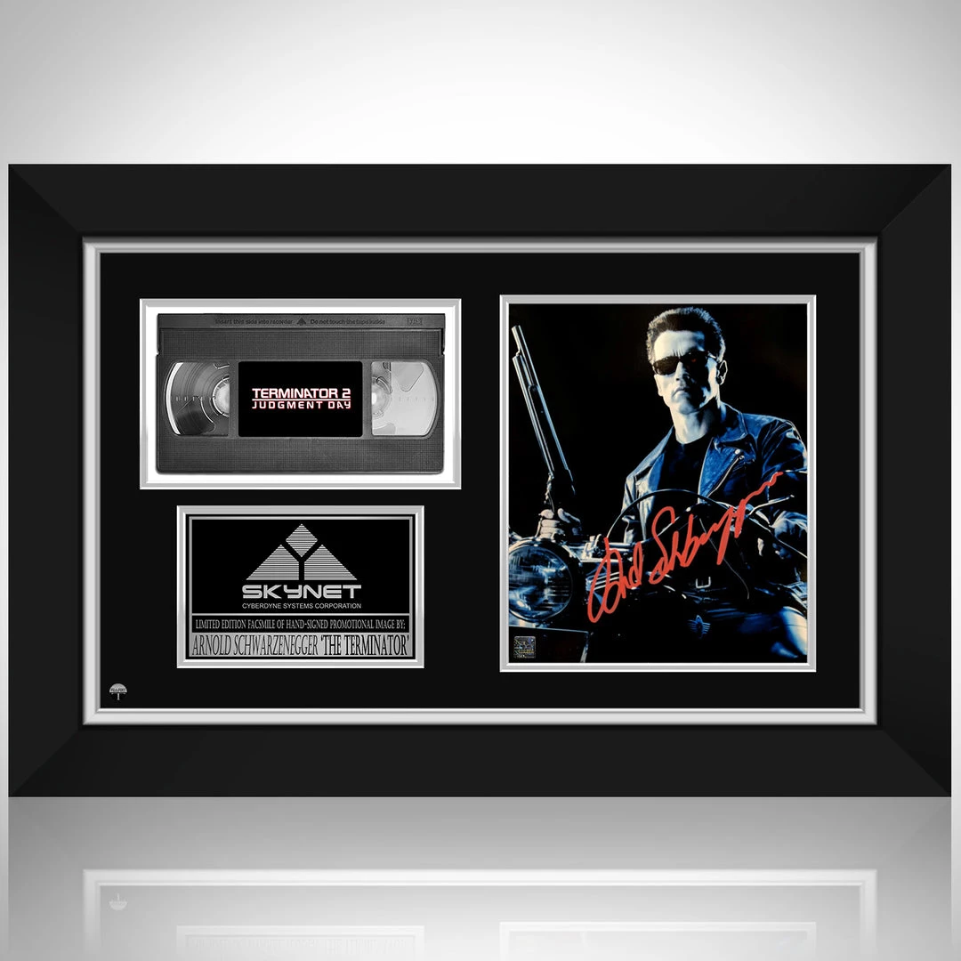RARE-T Terminator 2 : Judgement Day Photo & VHS Limited Signature Edition Studio Licensed Custom Frame 1 RARE-T Terminator 2 : Judgement Day Photo & VHS Limited Signature Edition Studio Licensed Custom Frame