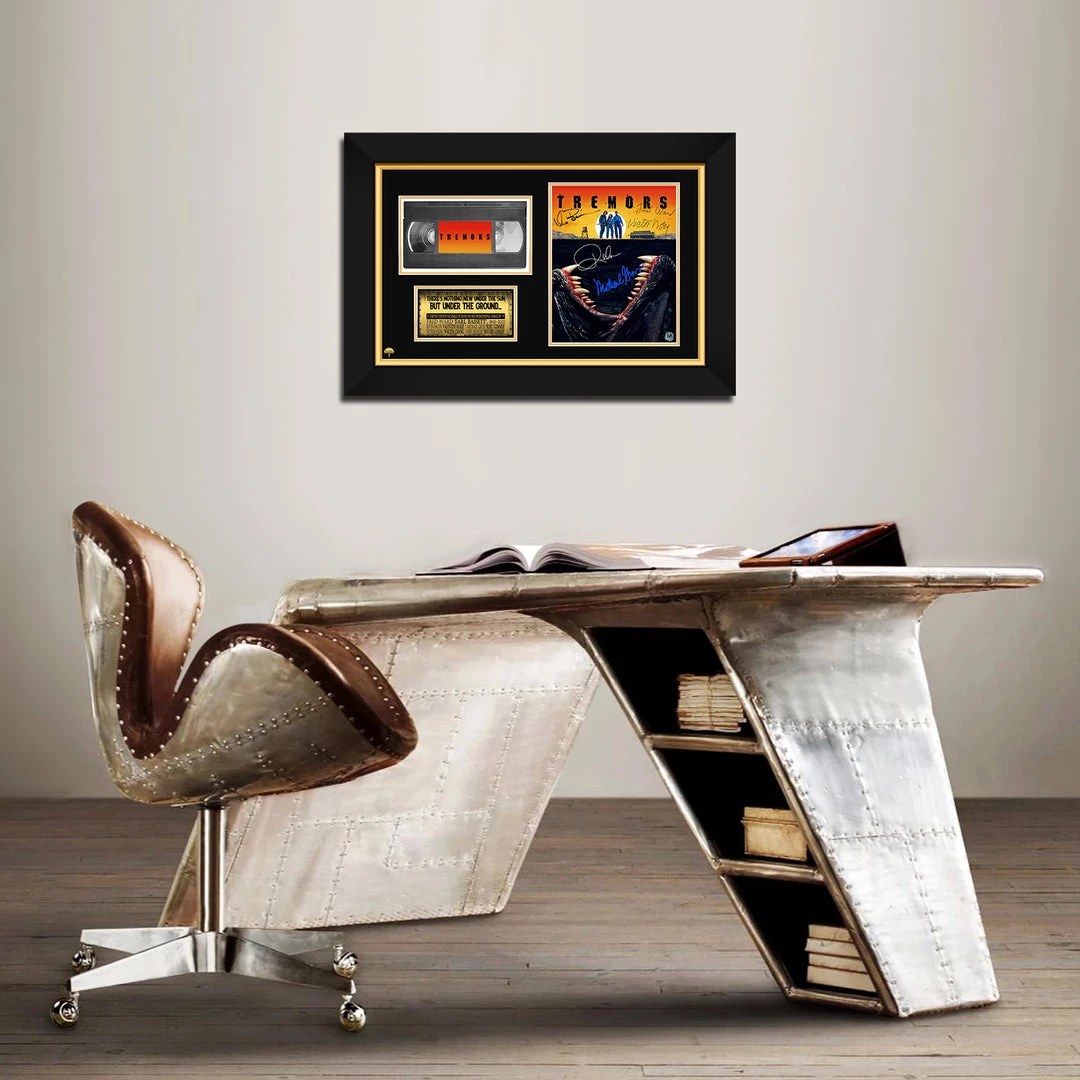 RARE-T Tremors Photo & VHS Limited Signature Edition Studio Licensed Custom Frame NEW 2 RARE-T Tremors Photo & VHS Limited Signature Edition Studio Licensed Custom Frame NEW