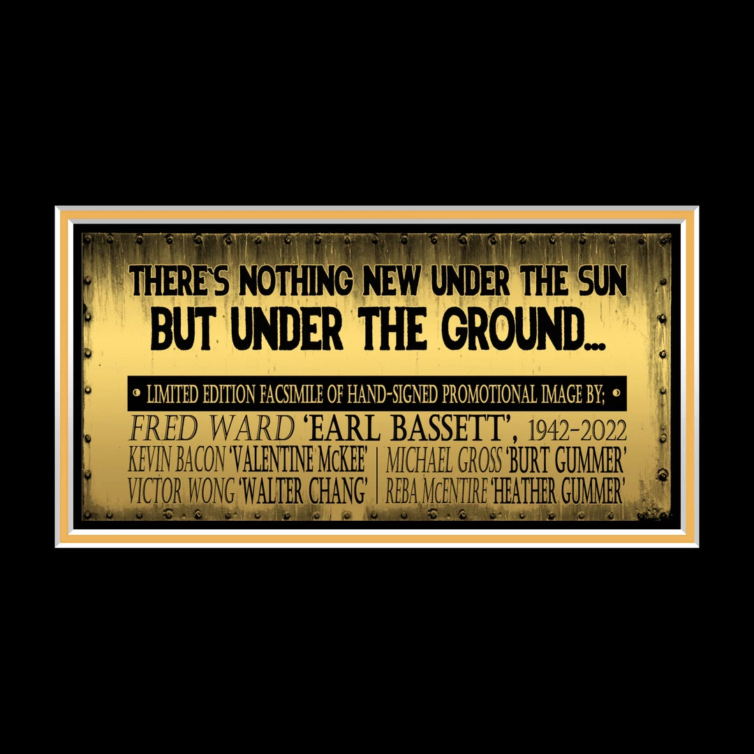 RARE-T Tremors Photo & VHS Limited Signature Edition Studio Licensed Custom Frame NEW 7 RARE-T Tremors Photo & VHS Limited Signature Edition Studio Licensed Custom Frame NEW