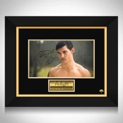 RARE-T Limited Edition Frames Twilight - Jacob Photo Limited Signature Edition Studio Licensed Custom Frame