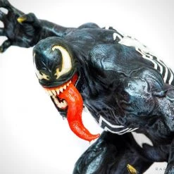 RARE-T Collectible Statues Hand-Sculpted 'Venom/Spiderman Nightmare' Statue