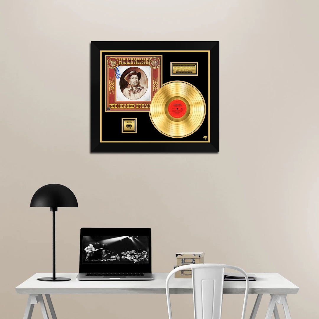 RARE-T Willie Nelson - Red Headed Stranger Gold LP Limited Signature Edition Studio Licensed Custom Frame Limited Edition Frames 2 RARE-T Willie Nelson - Red Headed Stranger Gold LP Limited Signature Edition Studio Licensed Custom Frame Limited Edition Frames