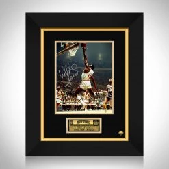 RARE-T New York Knicks Willis Reed Photo Limited Signature Edition Licensed Custom Frame Sports Memorabilia