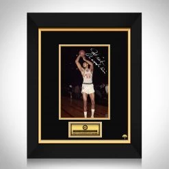 RARE-T Wilt Chamberlain Philadelphia 76ers Photo Limited Signature Edition Licensed Custom Frame