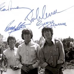 RARE-T The Beatles B&W Vintage Photo Limited Signature Edition Studio Licensed Custom Frame