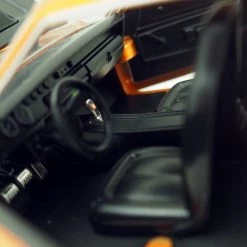 Toy Wonders Fast & Furious Dom's 1970 Plymouth Roadrunner Die Cast Car Custom Museum Display